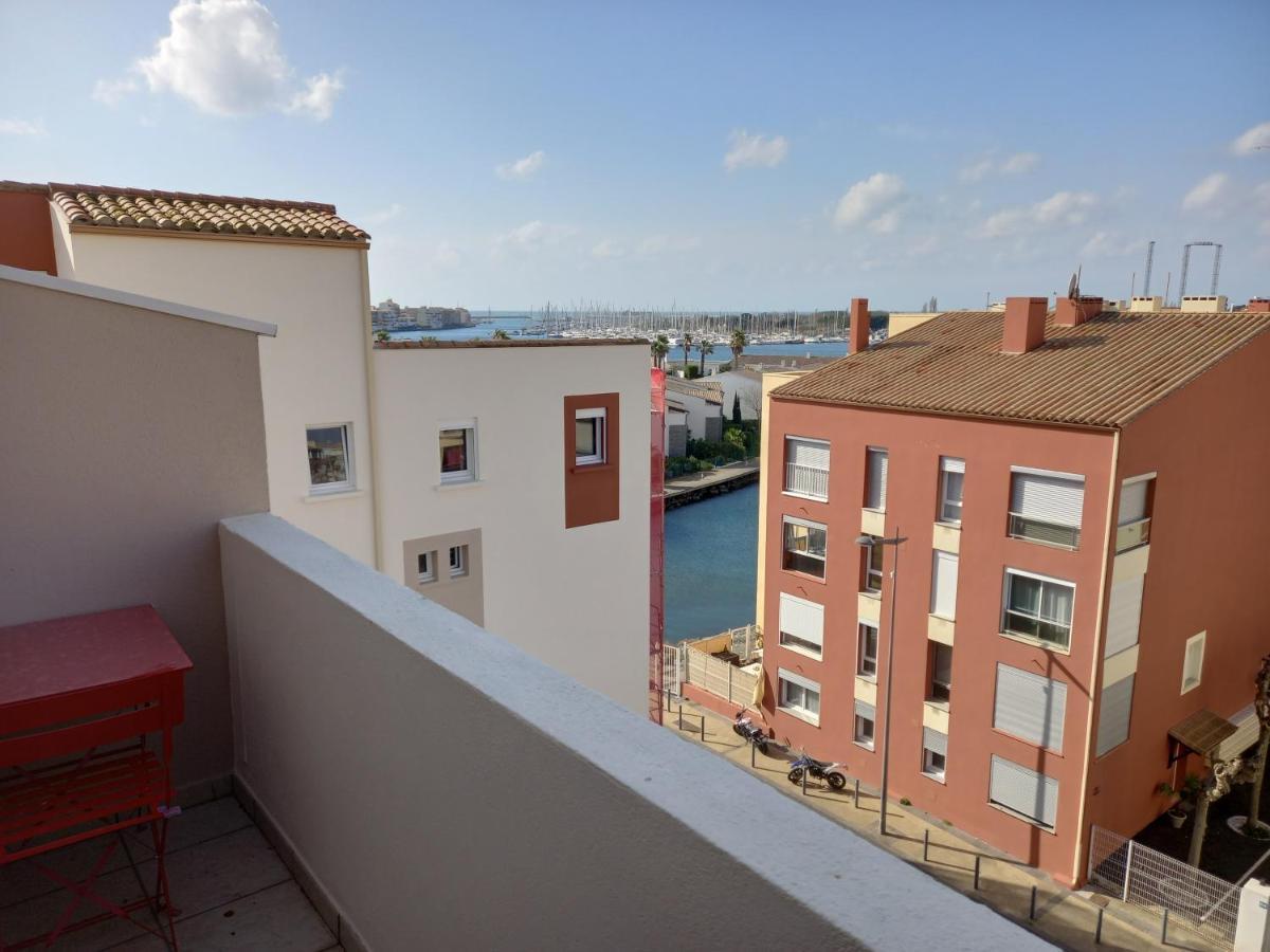 Port Brescou, T3 En Duplex Climatise, Superbe Vue Sur Le Port Lejlighed Agde Eksteriør billede